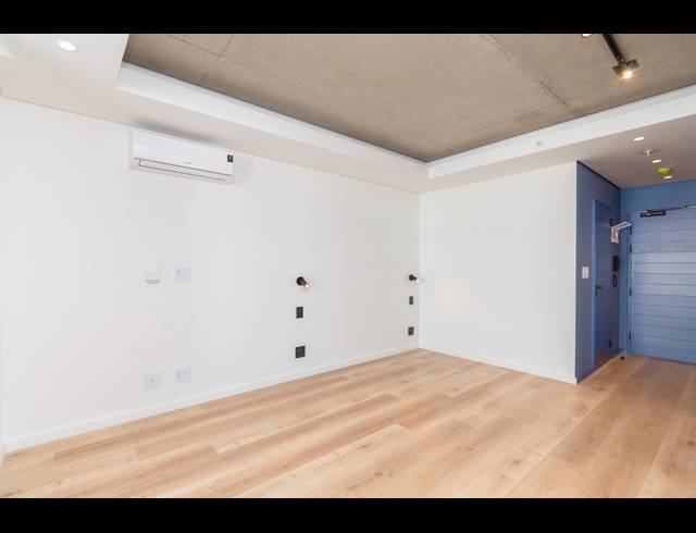 0.5 BEDROOM STUDIO APARTMENT RENTED IN SEA POINT